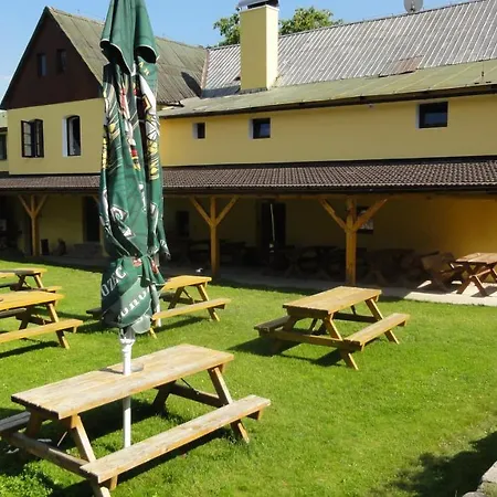 Zamecka 3*
